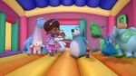 Doc-mcstuffins-season-4-episode-11-bouncy-house-boo-boos-the-best-therapy-pet-ye
