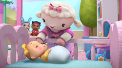 Doc mcstuffins baby crib sales