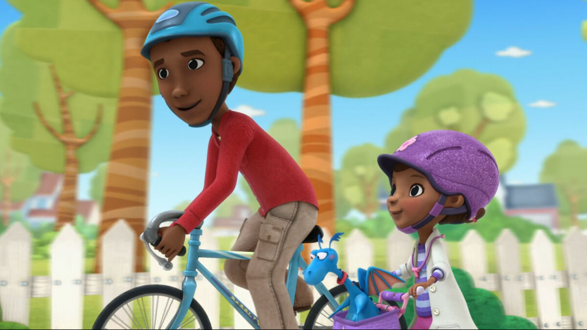 Doc mcstuffins discount bike helmet