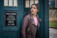 Doctor-who-yaz-mandip-gill-1545392147