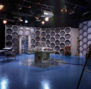 The Daleks - behind the scenes (34).jpg (157 КБ)