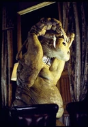 Aliens of London - promo (4).jpg (478 КБ)