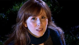 Донна Ноубл Актриса: Кэтрин Тейт. Сведения: Секретарша из Чизвика, которая случайно попала к Десятому Доктору в ТАРДИС. После путешествий потеряла память.