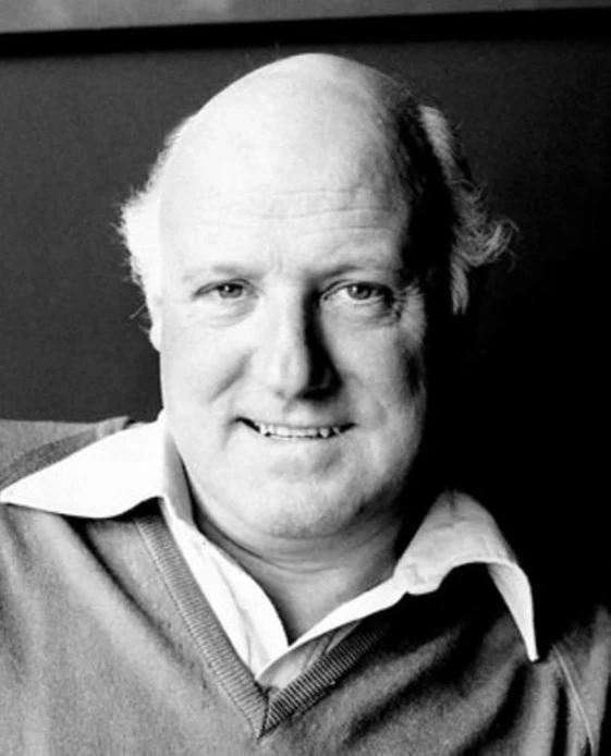 Roberts bank. Roberts bank. Бенджамин банкир. Bank robbing sing songs. Rob a bank.