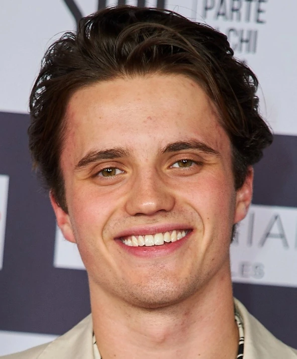 джордж сиа. джордж сиа george sear. джордж сиа george sear. Sear george актер. джордж сиа фото.