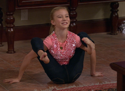 Avery pose 1x9