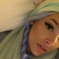 Instagram post: "DOING THIS NEPTUNE SHOW WITH THE FLU / HI SEATTLE 👑 9 O ⏰"