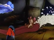 Fievel jumps out of the bathtub