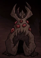 Entrance to Queen Womant den.