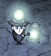 Lanternholding.png (78 kB) Wilson sosteniendo la Linterna.