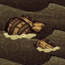 Tonneau et planches flottants sur l'eau