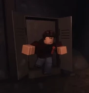 RediblesLocker.jpg (78 KB) RediblesQW entering a locker while the Straplight is equipped.