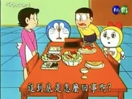 大雄、媽媽、哆啦A夢和哆啦美3.jpg (379 KB)