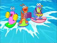The Fiesta Trio! And they're surfing!