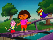 Dora-Senor-Tucan-listening