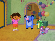 "SURPRISE!!!!!"/"¡SORPRESA!"