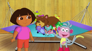 Dora and the Very Sleepy Bear 🐻💤 Full Episode Dora the Explorer 8-42 screenshot