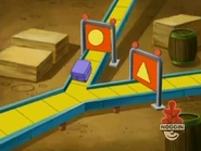 Which conveyor belt is the present on? Circulo or triángulo?