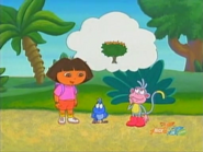 Then she adds, "Pequeño." So the tree is little.