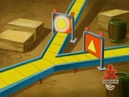 If it’s on the conveyor belt with the circle, you say, "circulo". Can you say "circulo"? Great!