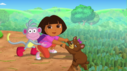 Dora and the Very Sleepy Bear 🐻💤 Full Episode Dora the Explorer 1-9 screenshot (1)