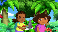 Dora Builds a Volcano! 🌋 FULL EPISODE School Science Fair Dora the Explorer 10-43 screenshot