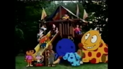 Dora appears in the Nick Jr intro later appears at the end of the intro in 2001-2003.