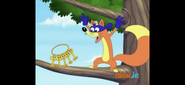 Keys!" said Swiper. (Keys, watch out! ¡Cuidado!)