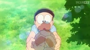 Nobita tìm thấy trúng hóa thạch