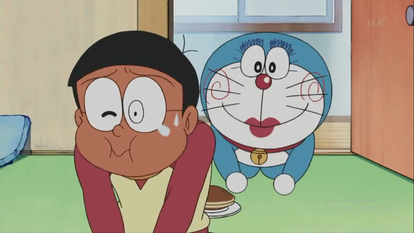 Hãy đến với hình vẽ mặt Doraemon, để được thấy một phiên bản thú vị và độc đáo của chú mèo máy nổi tiếng này. Bạn sẽ không thể nhịn được cười khi thấy những nét vẽ bậy màu sắc tươi sáng trên khuôn mặt Doraemon.