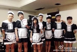 iG dresses up to show appreciation for fans after winning The Summit 3 redemption vote