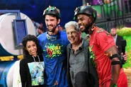KidsChoiceSports18-9.jpg (442 KB) Marc, Liza, Michael Phelps, and Chris Paul together