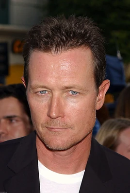 Robert Patrick - 01