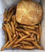 Spicy Sriracha Burger, Fries