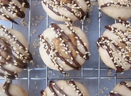 Snackcat16.jpg (69 KB) Sesame Halvah Cookies