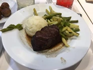 Short Ribs with Mashed Potatoes, Green Beans