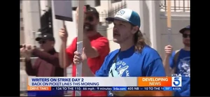 Nick Wiger, striking