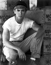 Lou Diamond Phillips