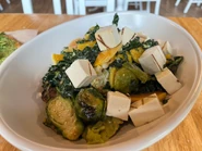 Seasonal Ingredient Salad