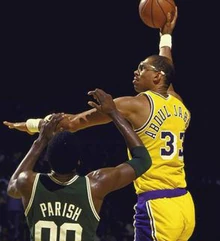 Kareem Abdul-Jabbar owning the Celtics