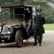 Lord Grantham's 1911 Renault 12/16hp Landaulette. Episode 2.02