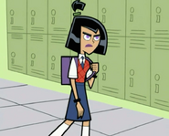 S03e01 Sam school uniform