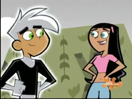 Paulina has a crush on Danny Phantom aka Invis-o Bill.