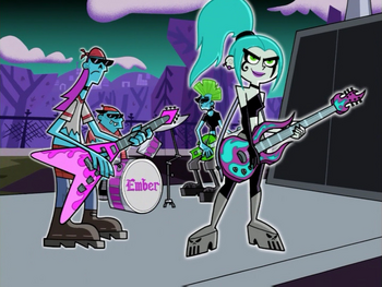 S01e11 Ember McLain and her band