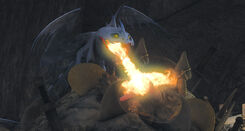 Qualmdrache, der Metall mit seinem Feuer schmilzt