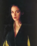 Winona Ryder as Elisabeta in Bram Stoker´s Dracula (1992).