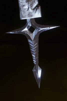 Dreischneiden-Dolchgriff