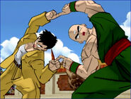 Tenshinhan y Yamcha hacen la fusión.