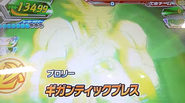 Broly charges his Gigantic Press in Dragon Ball Heroes