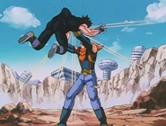 Super 17 colpisce Vegeta nello stomaco.jpg (83 KB) Super Androide 17 colpisce Vegeta nello stomaco